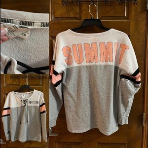 Varsity The Summit sweatshirt - size adult small
